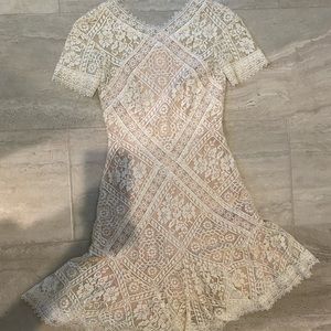 Tadashi women’s dress